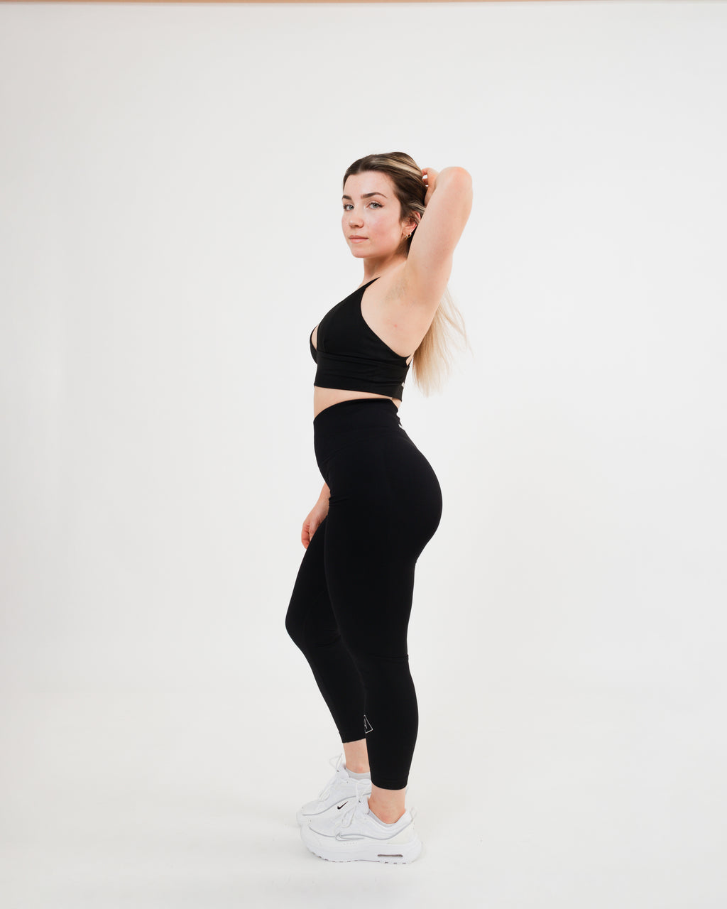 Women's sports bra in white