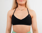 Women's minimal sports bra in black