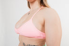 Women's minimal sports bra in Pink