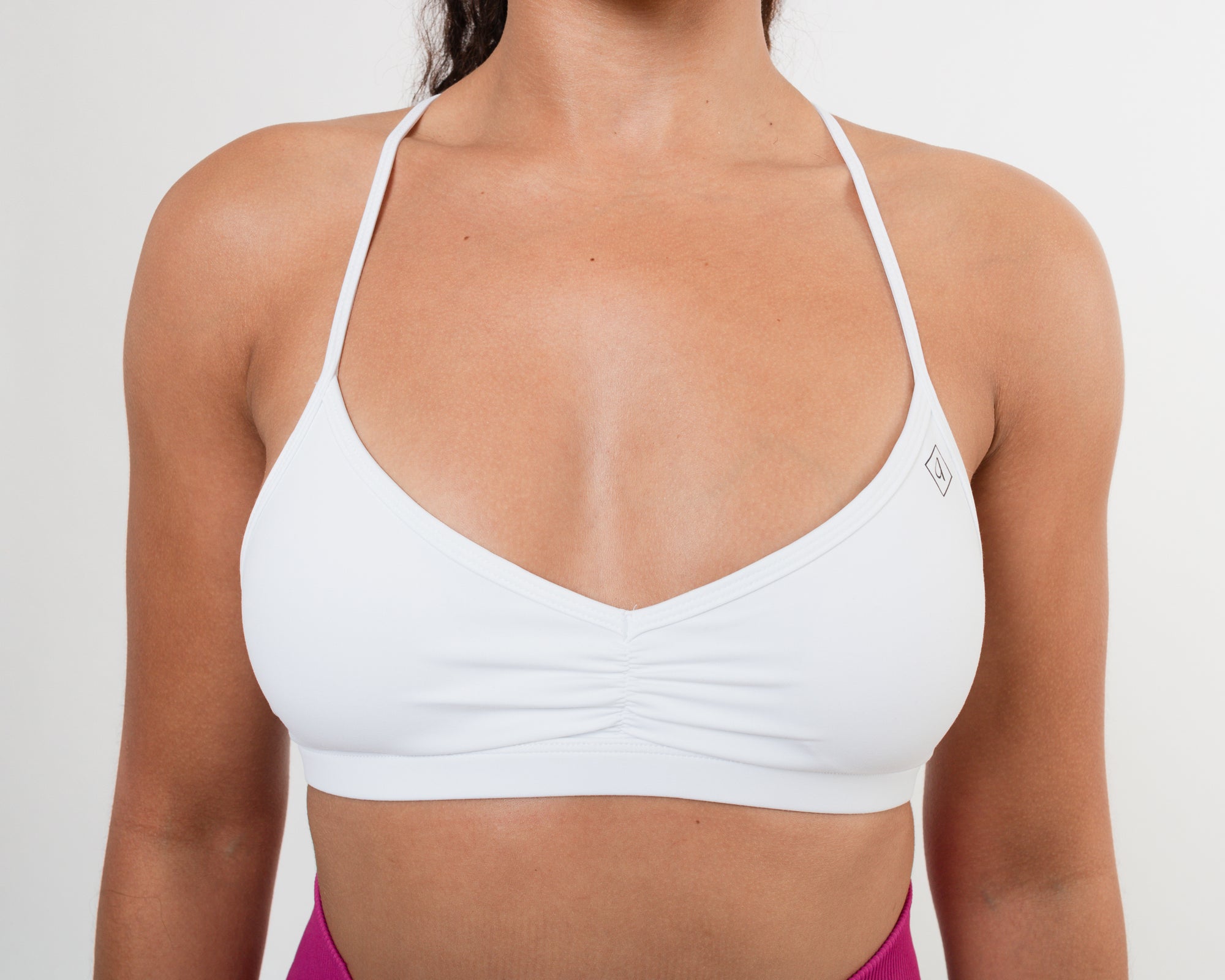 Women's minimal sports bra in White