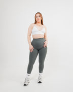 Women's Seamless Scrunched Leggings in Charcoal
