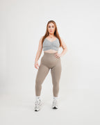 Women's seamless scrunched Leggings in Light Coffee