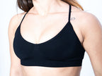 Women's crossover sports bra in Black