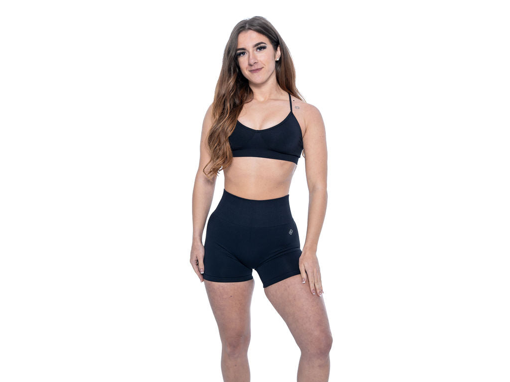 Women's Seamless Scrunched Shorts in Black