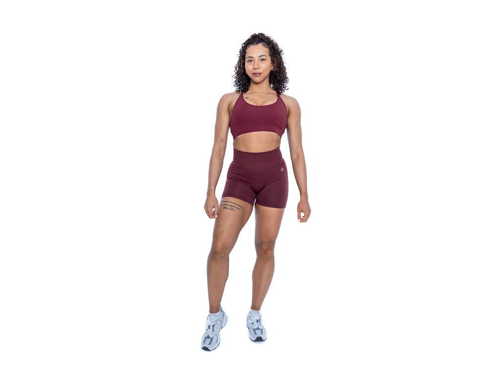 Women's Seamless Scrunched Shorts in Burgundy