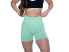 Women's Seamless Scrunched Shorts in Green